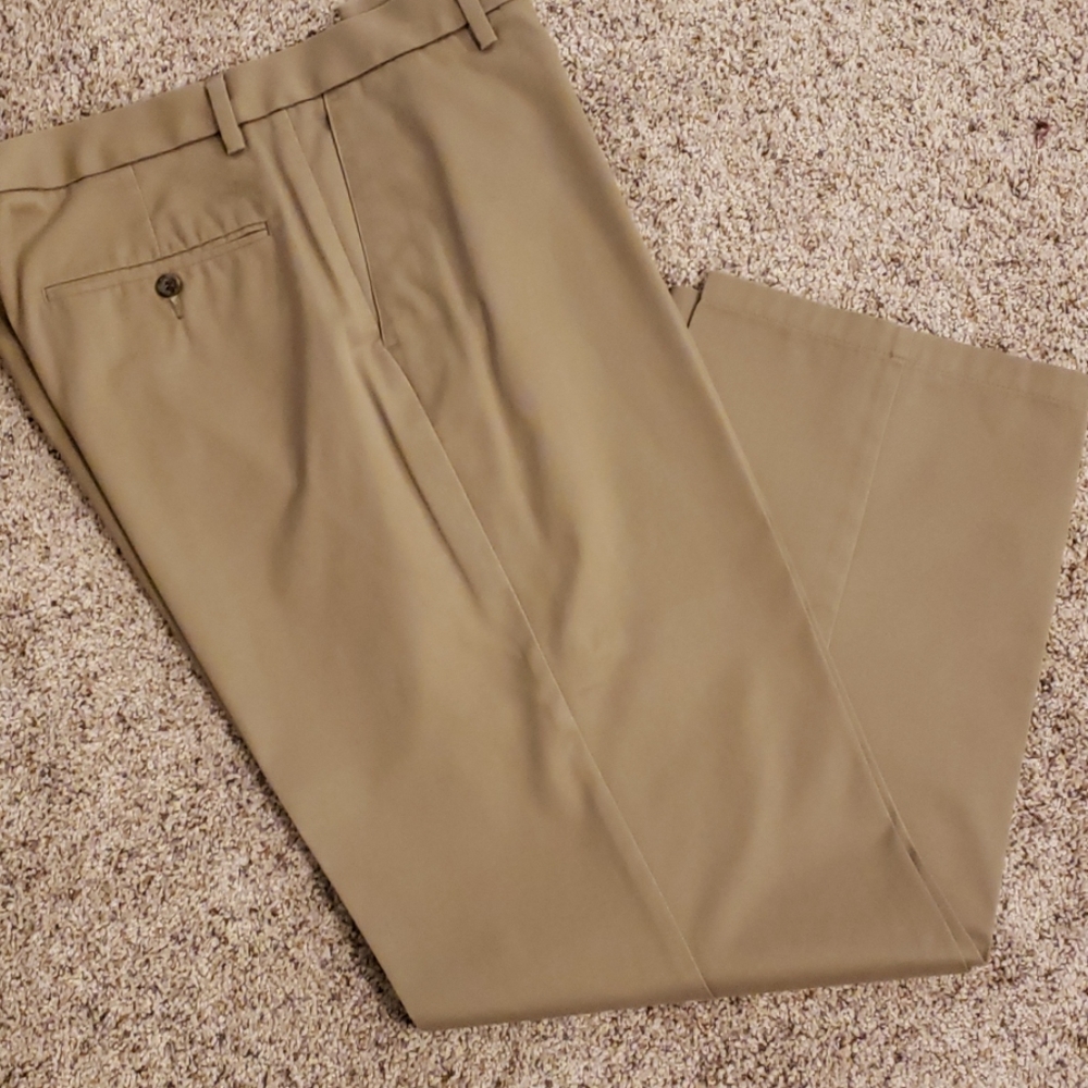 Dockers Men's Khakis